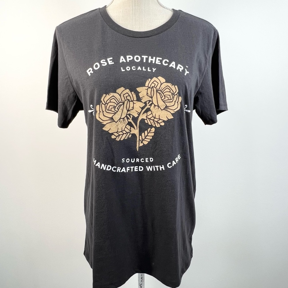 Schitts’s Creek Rose Apothecary Graphic Tee Shirt Large EUC